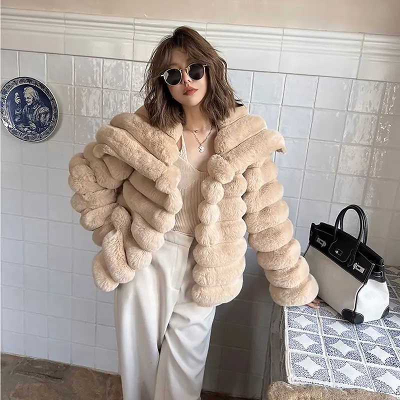 Korean Thick Faux Fur Jackets utumn Winter Luxury Turn Down Collar Faux Mink Fur Party Club Coat Vintage Solid Furry Outerwear