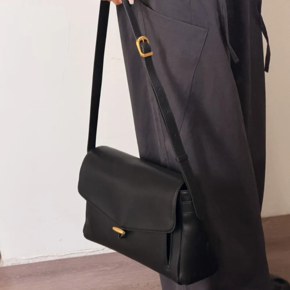 2026 Fashionable New Soft Leather Messenger  High-end Simple Underarm Shoulder Bag, Genuine Leather Women's Bag, Unique Texture