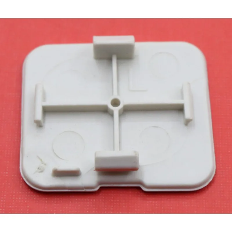 

Заглушка-накладка для винта внутренней отделки передней стойки (левая) для Great Wall Haval H7