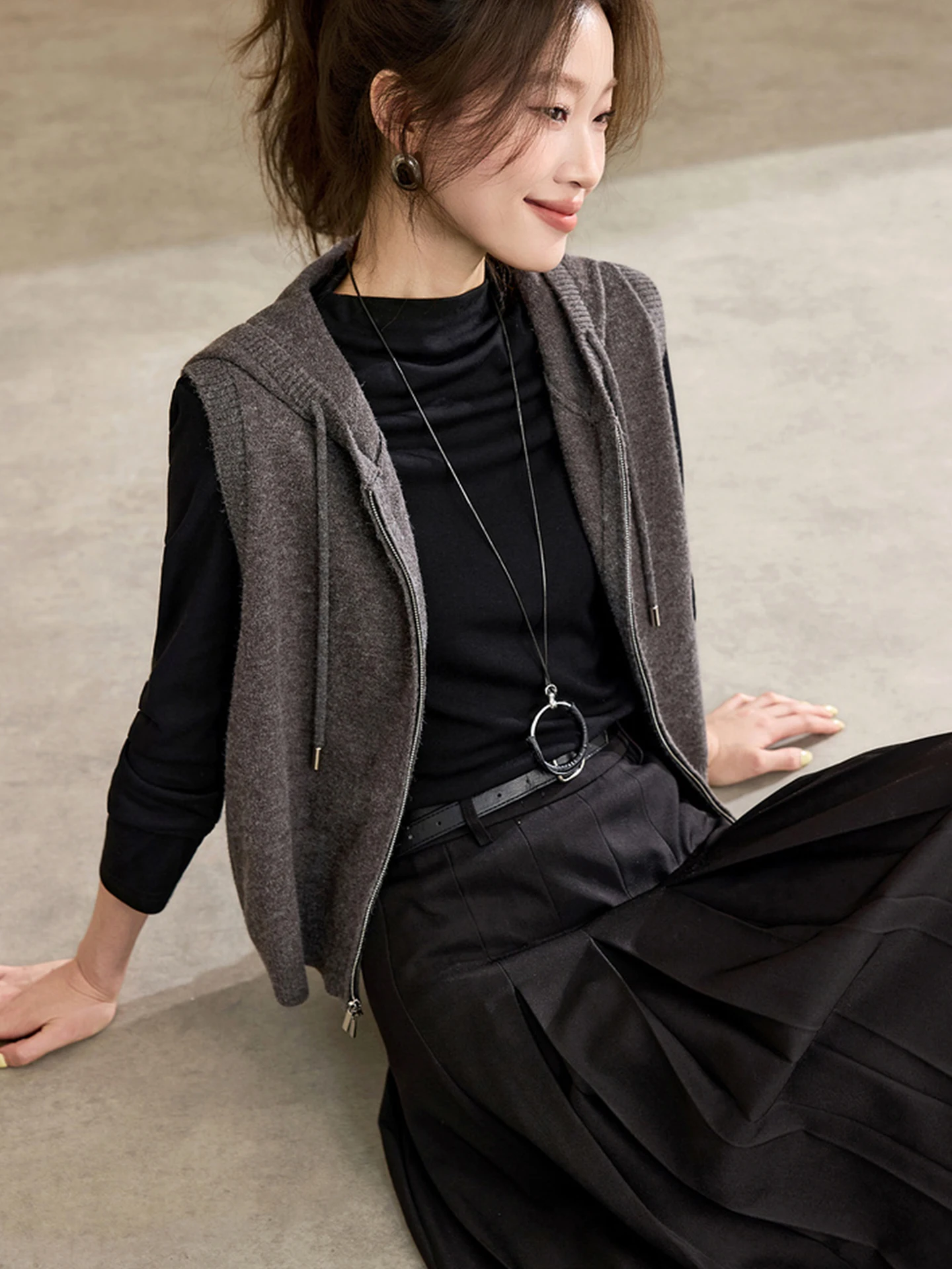 Gilet à capuche avec fermeture éclair colorée, nouveau Cardigan ouvert tricoté Simple, haut superposé, Faion pour femmes, automne 2025