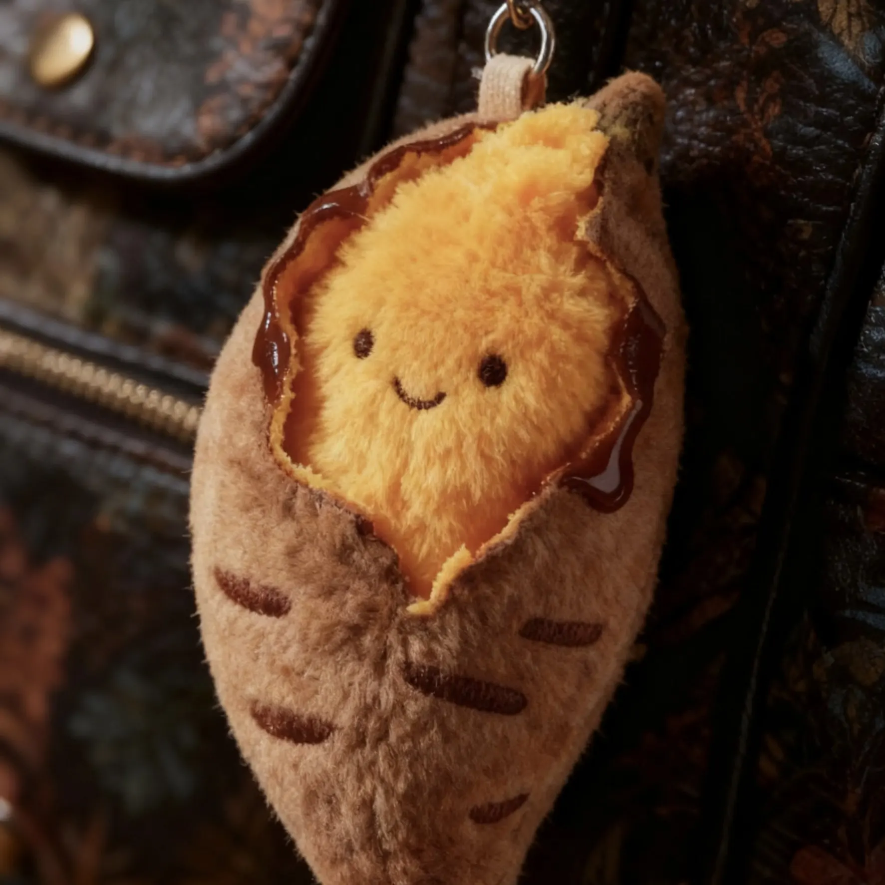 Szczęśliwej Zimy! Dziergana, wypchana pluszowa zawieszka w kształcie słodkiej ziemniaczki, kreatywna, urocza, pluszowa lalka ziemniaczka, prezent urodzinowy.