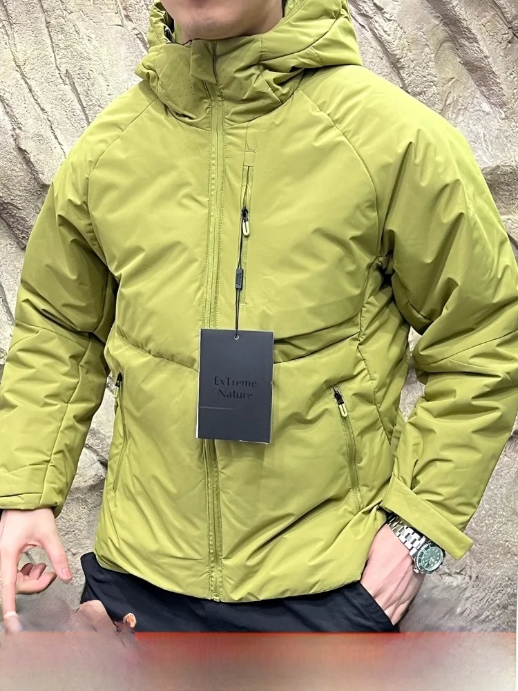 

Thiened Technological Хлопковая куртка для мужчин Зимнее теплое пальто с капюшоном Высокое пуховое легкое водонепроницаемое молодежное пальто со стойкой...