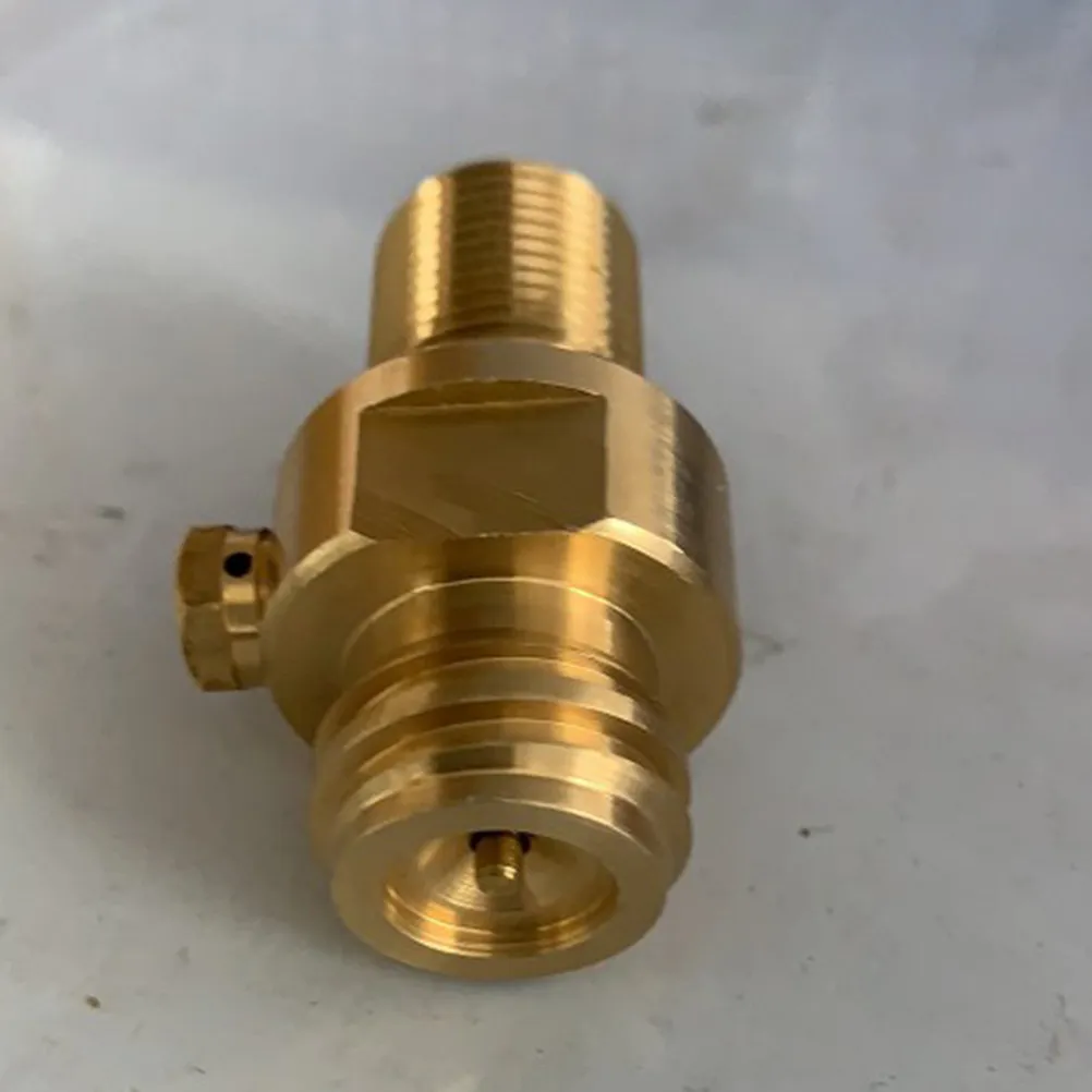 Brass Soda Bottle Connector Adapter M18x1.5 Tr21.4 Golden Screw Design for Sparkling Water Machines Stable Reliable Performance