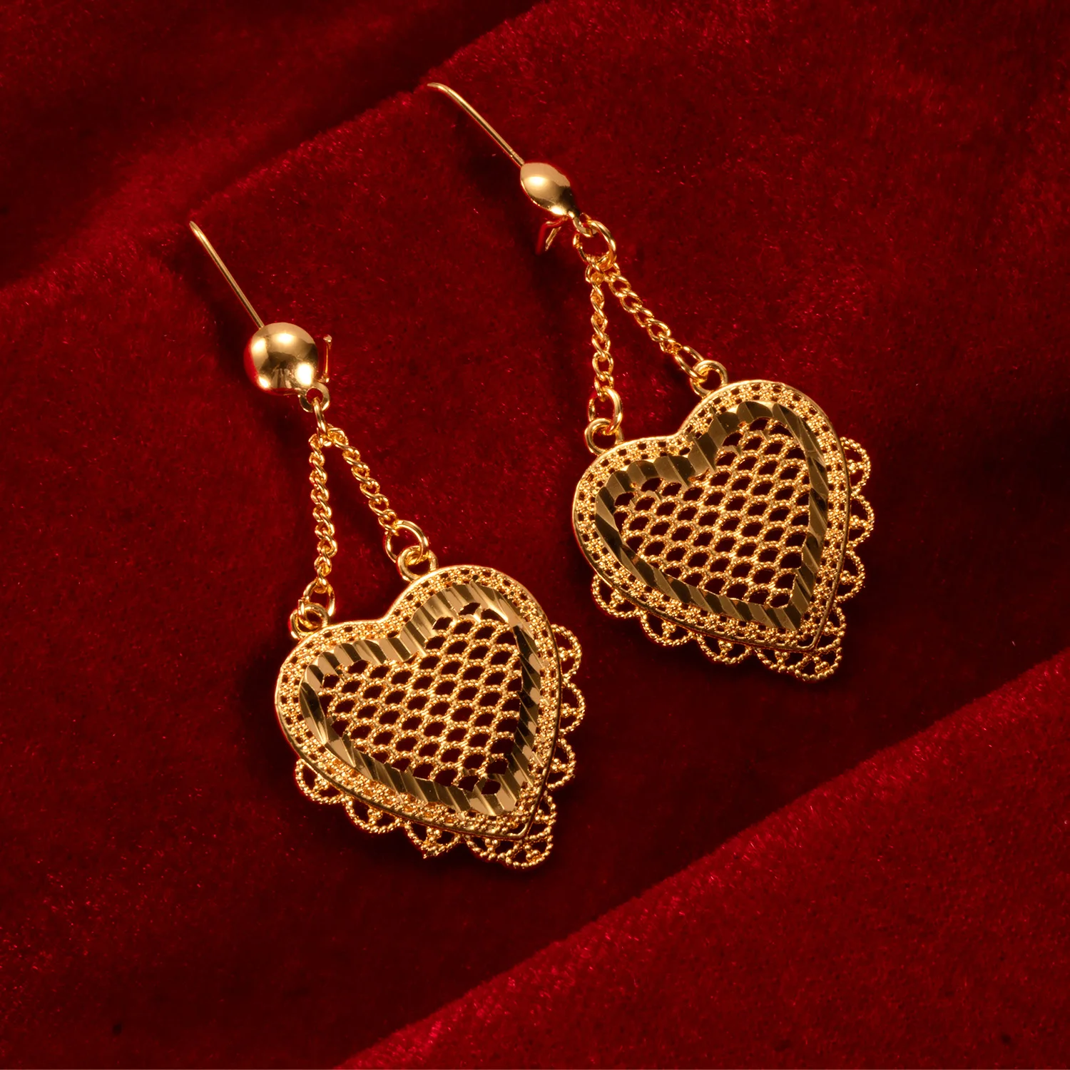 Middle East Dubai Foreign Trade Jewelry Summer New Copper-plated Tassel Love Earrings Light Luxury Premium Niche Earrings
