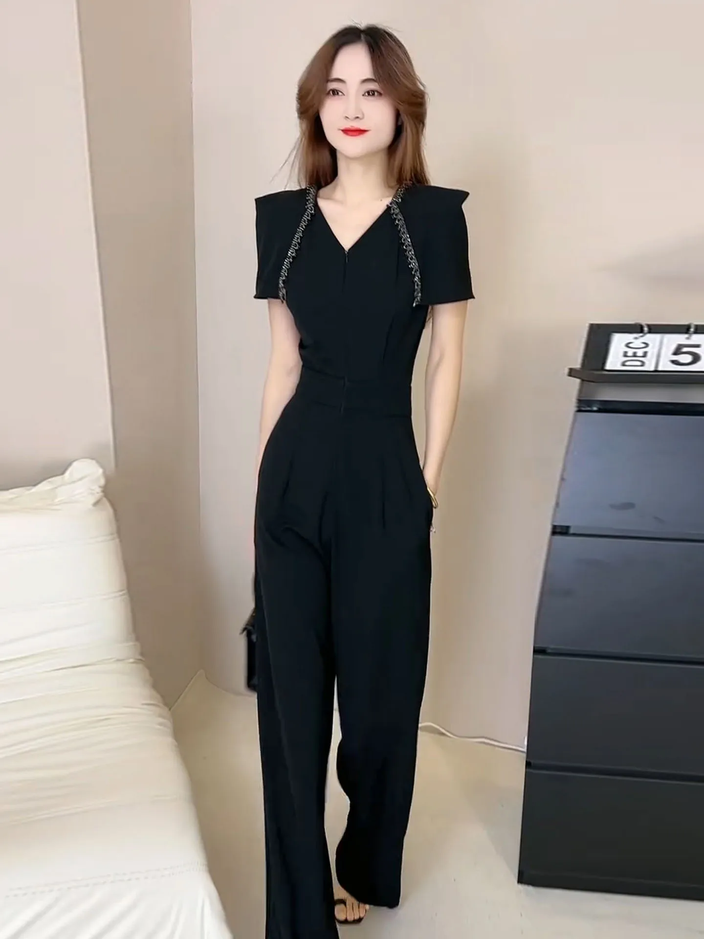 Ele Diamond Embedded V-Ne-Piece Pants High Waist Wide Leg Suit for Women Faionable Anti-Aging Summer High-End Fee...