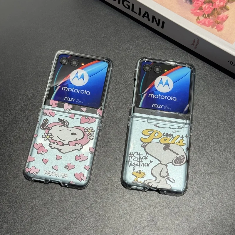 

Cute cartoon peanut Snoopy Love Heart Folding Phone Case For Motorola Razr 60 50 40 Ultra Razr60ultra Hard PC shockproof Cover
