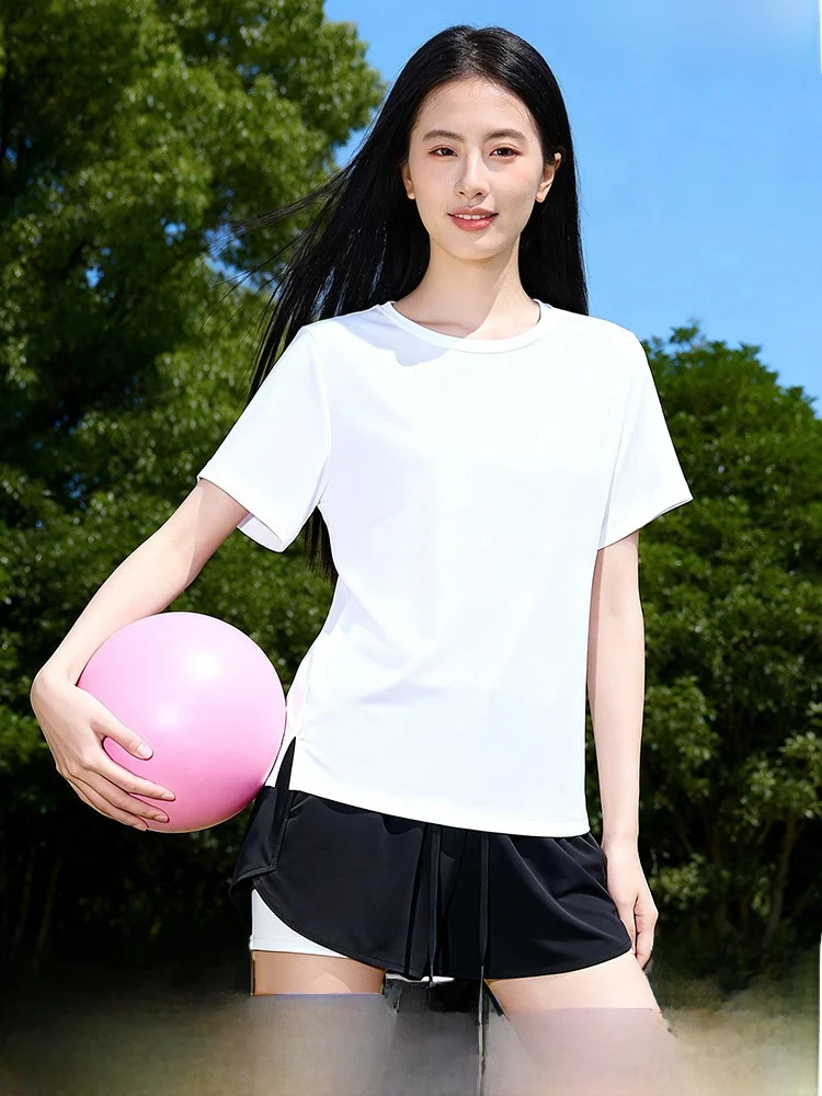 

Комплект спортивной одежды Jeanswest Quick Dry: женский повседневный комплект из двух предметов (футболка и шорты), дышащий, влагоотводящий, летний.