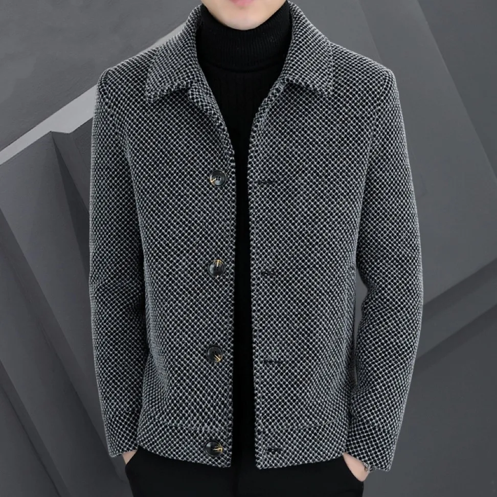 

Мужская водолазка из смесовой шерсти на пуговицах спереди, простая, базовая, незаменимая, классическая, основная, ключевая вещь.