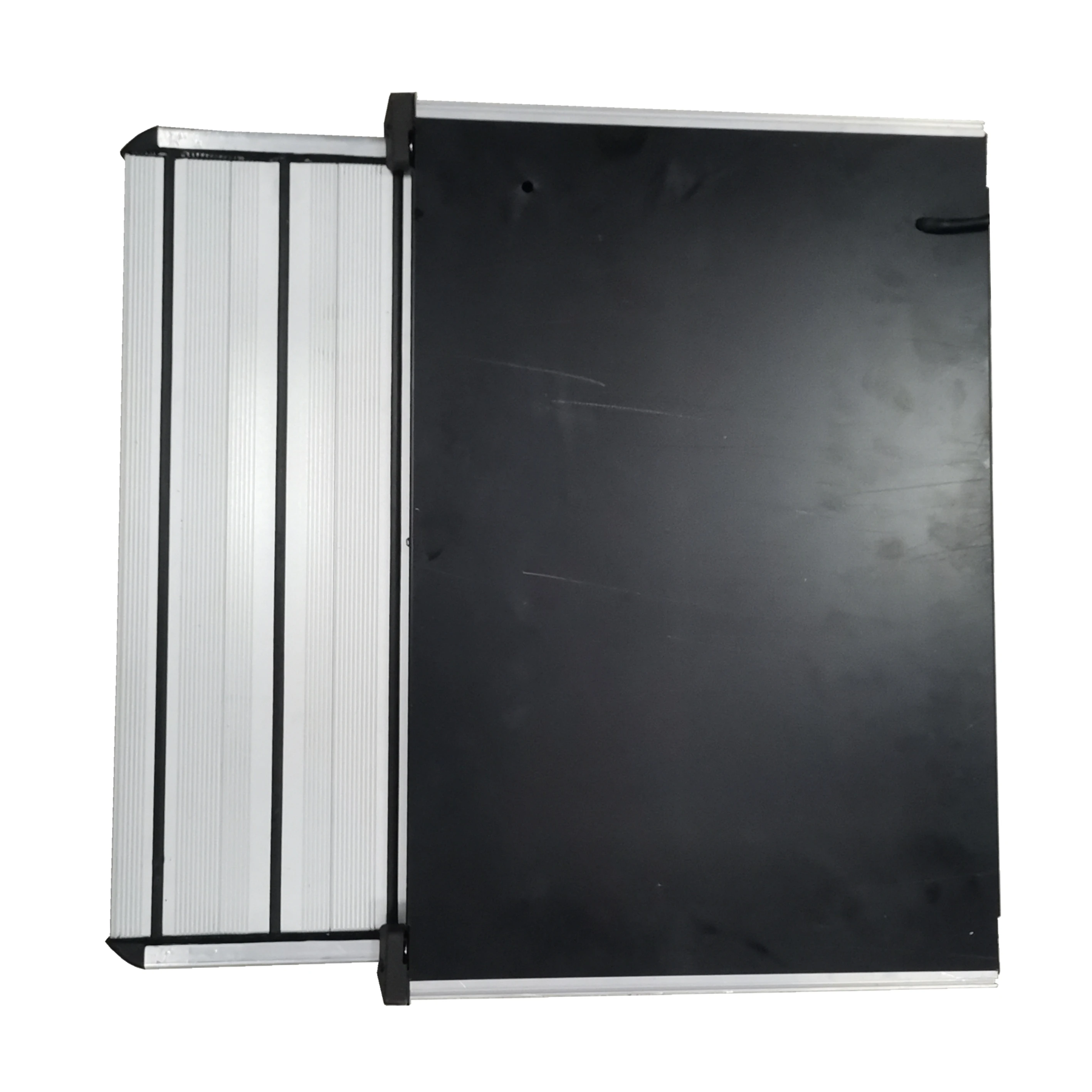 تصميم جديد من المصنع للبيع المباشر مقطورة Rv Caravan MPV خطوة القدم الكهربائية من الألومنيوم #1