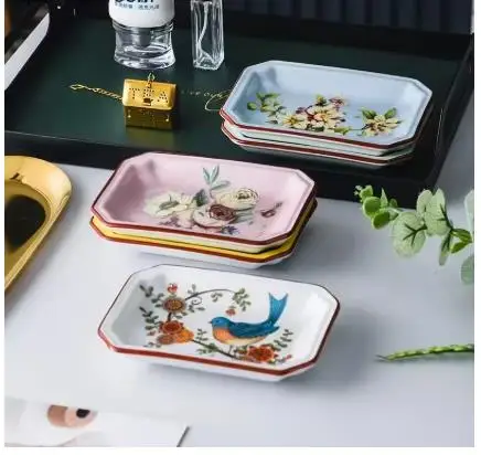 1pc European Flower Pattern Ceramics Soap Dish Soap Packaging Boxes Household Bathroom Storage Supplies Restroom Shower Supplies