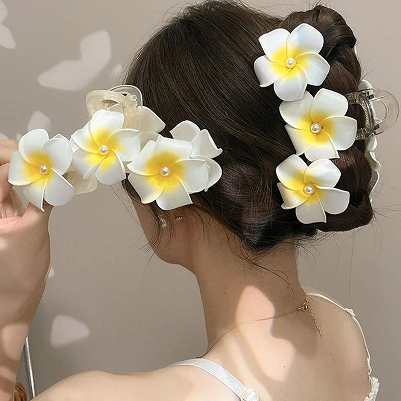 2024 New Bohemian Yellow Plumeria Flower Pearl Headdress Hair Clip Claw Women Girls New Grab Back of The Head Hair Accessory