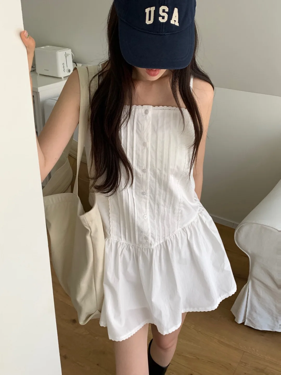 

Sweet White Pleated Design Single Button Halter Dress Women's Summer New Loose Versatile Short Skirt Dress Korean Style
