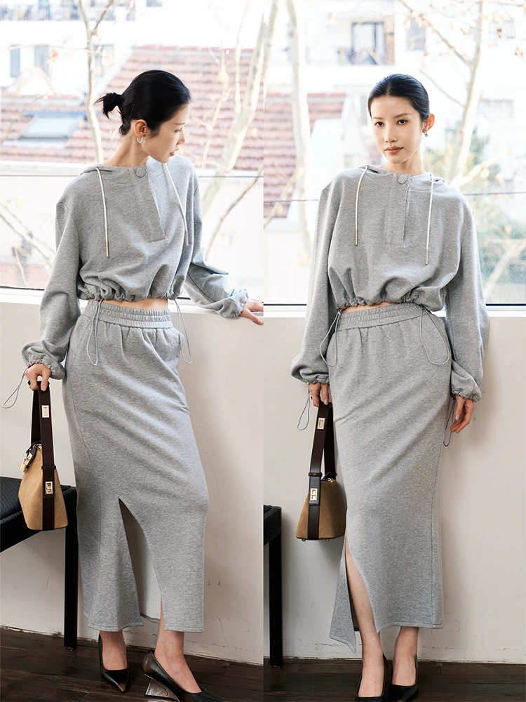 

Soft Lyocell Cotton ey Sweatirt Skirt Set Faionable Lazy Women's Clothing Slit Design Slimming Effect Spring Collection