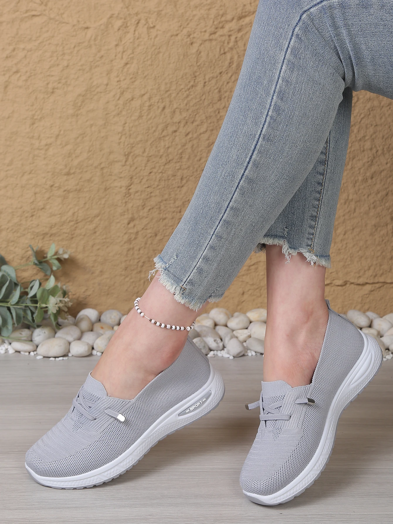 Atmungsaktive Slip-On-Walkingschuhe für Damen, leichte, bequeme Freizeitsneaker, weiche Sohle für ältere Menschen und ganztägiges Tragen – Detail 5