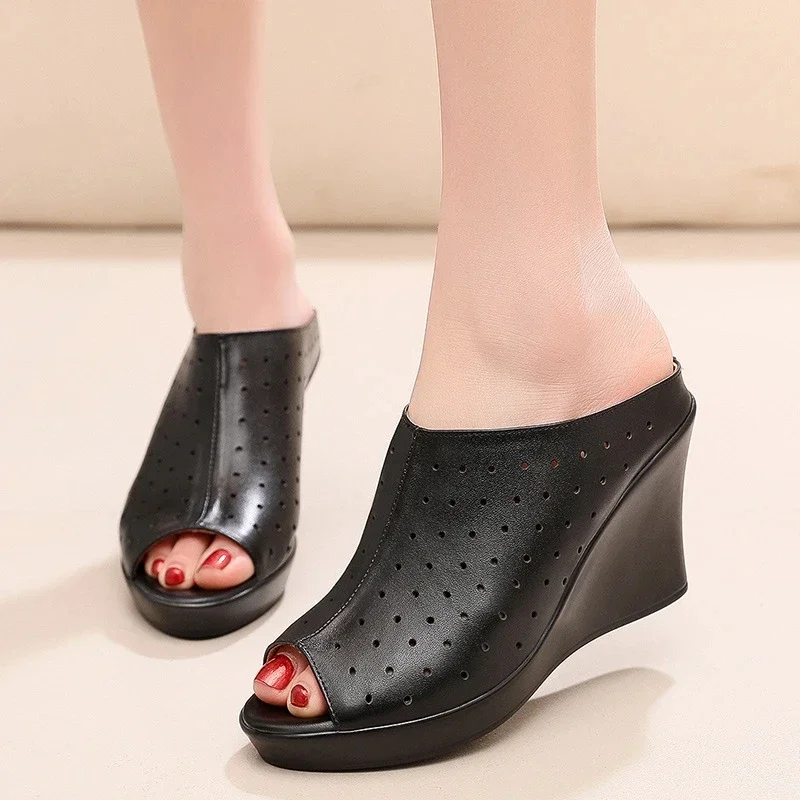 Hot Promotional Fish Mouth Summer Slipper Women Sandal Shoes Black  New Hollow Genuine Leather Slippers Wedge Sandals White