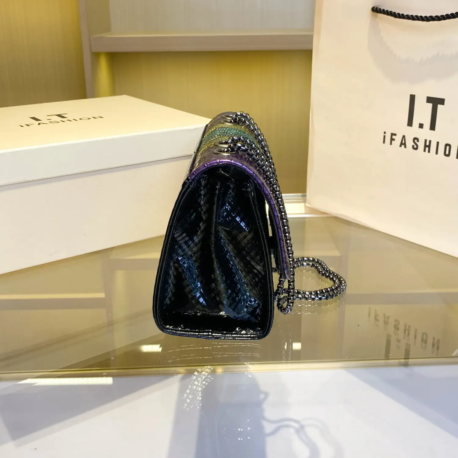 2024 gorący sprzedawca Feminina małe torby na ramię Crossbody dla kobiet modne torebki podróżne Casual torebka damska marki Messenger torby — zdjęcie 3