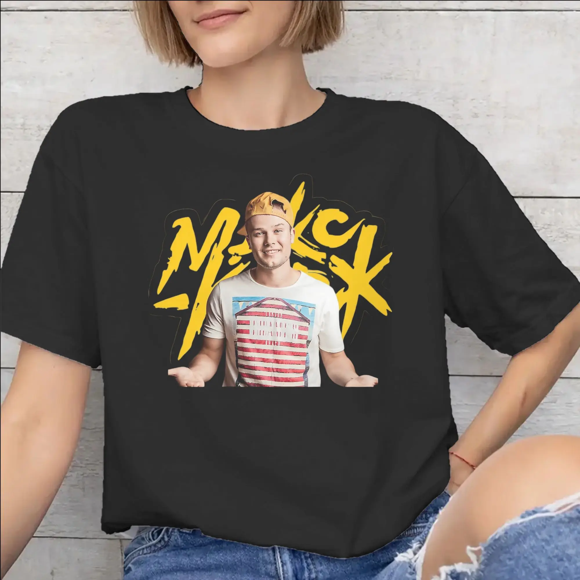 Max Korzh Singer Tee Shirt for Men Women Gift Idea T Shirts  Cotton Clothing