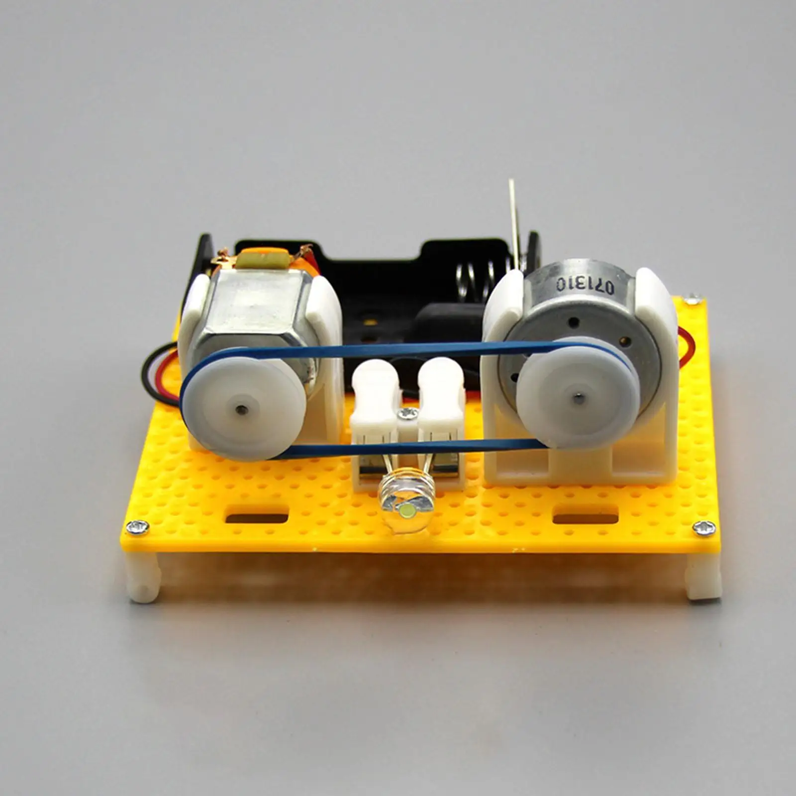 

Motor Generator Toy Electric Motor Model Convert Electrical Energy into Power Energy Simple Assemble Education Model Toy