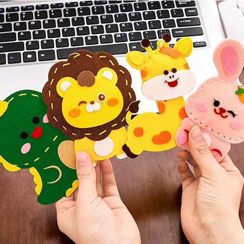 1 Set Kids Birthday Party Gift Cartoon Animal Rabbit Dinosaur DIY Non Woven Keychain Sewing Kit Ornament For School Rewards