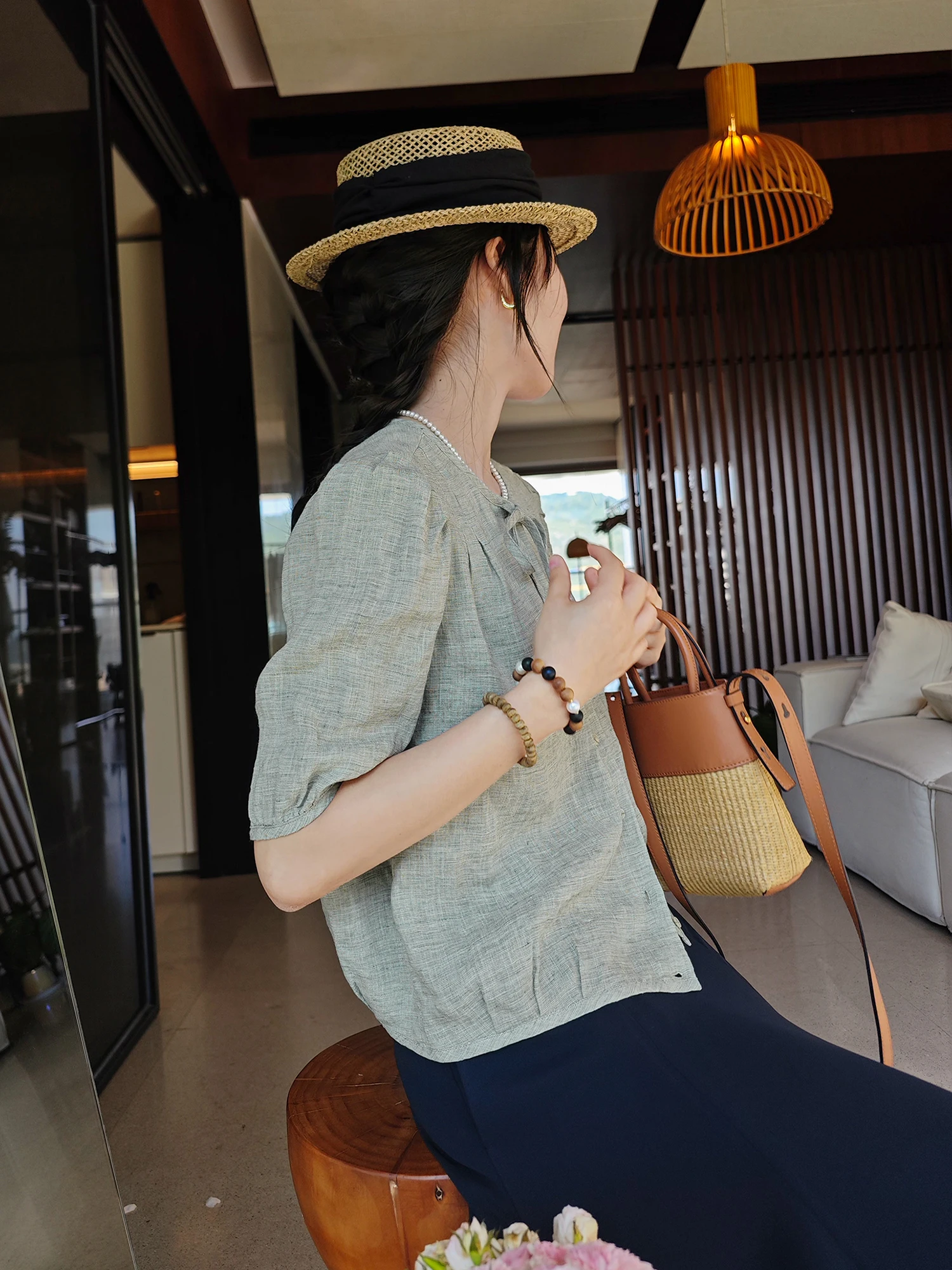 

60-Strand Color-Spun Linen Tead irt Absolutely Beautiful French Sle Loose Fit Lightweight Pure Color Button-Up Top