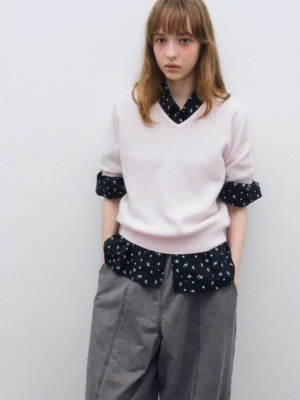 

Женский шерстяной вязаный пуловер с V-образным вырезом и коротким рукавом, однотонный, приталенный, тонкий, модель 97