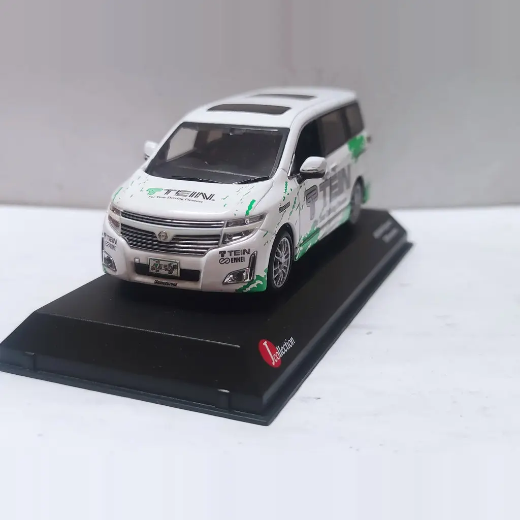 Flaws Diecast J-collection 1:43 Scale ELGRAND TEIN  Alloy Car Model