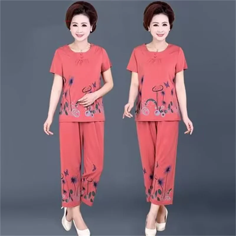 Women 2 Piece Set New Loose Print Short-sleeved T-shirt Tops + Pants Middle-aged Mother Summer Suit 4XL W850