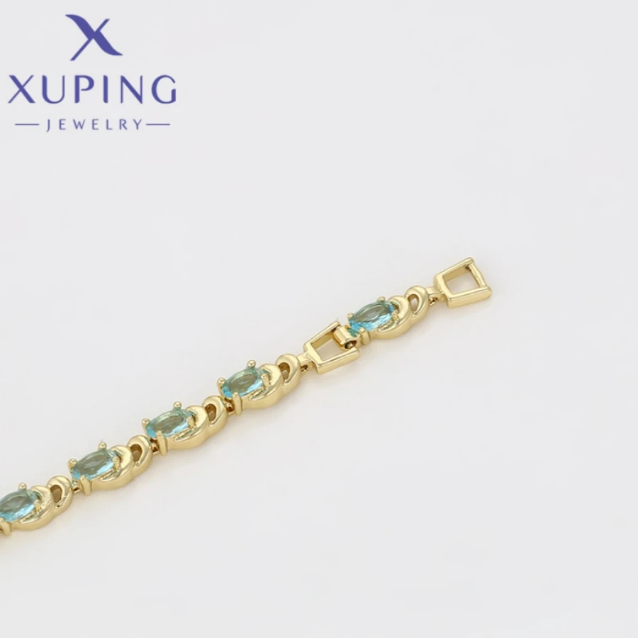 Xuping Jewelry Trendy Exquisite Elegant Women\'s Bracelet Light Gold Color Birthday Christmas Gifts X001000381