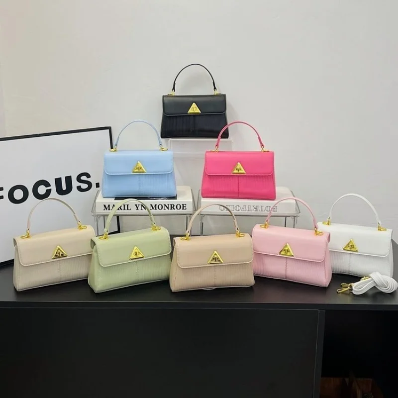 

Luxury Leather Crossbody Bag For Women, Elegant Shoulder Strap Design From Famous Designer Brand, Classic And Timeless