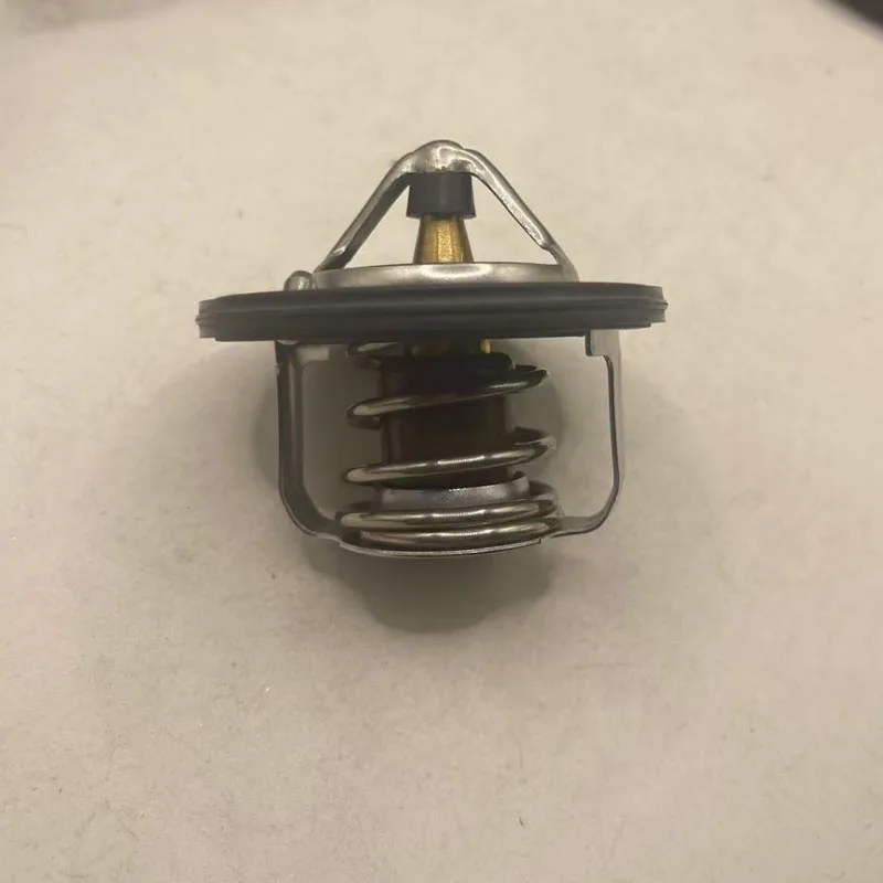 17670/77E00 construction machinery parts suitable for Suzuki thermostat 17670-63J00 17670-65D00 17670-77E00 round bottom