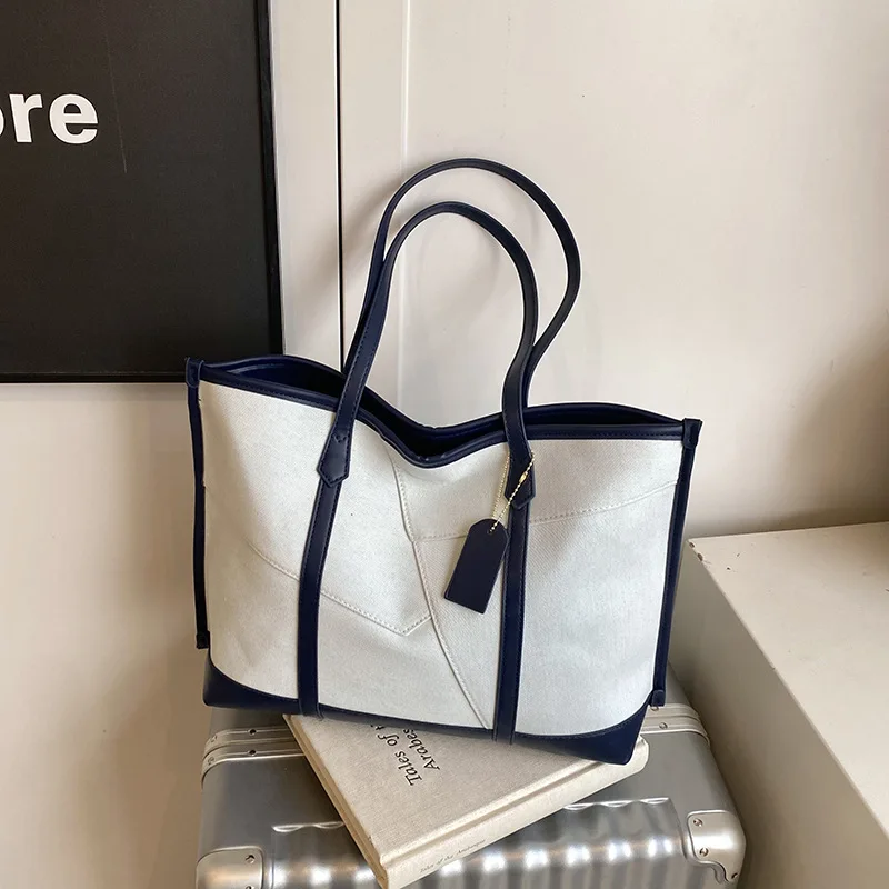 

Stylish Contrast Color Tote Bags for Women Spring Trendy Shoulder Bags Fashionable and Versatile for Daily Use Commuting Bag