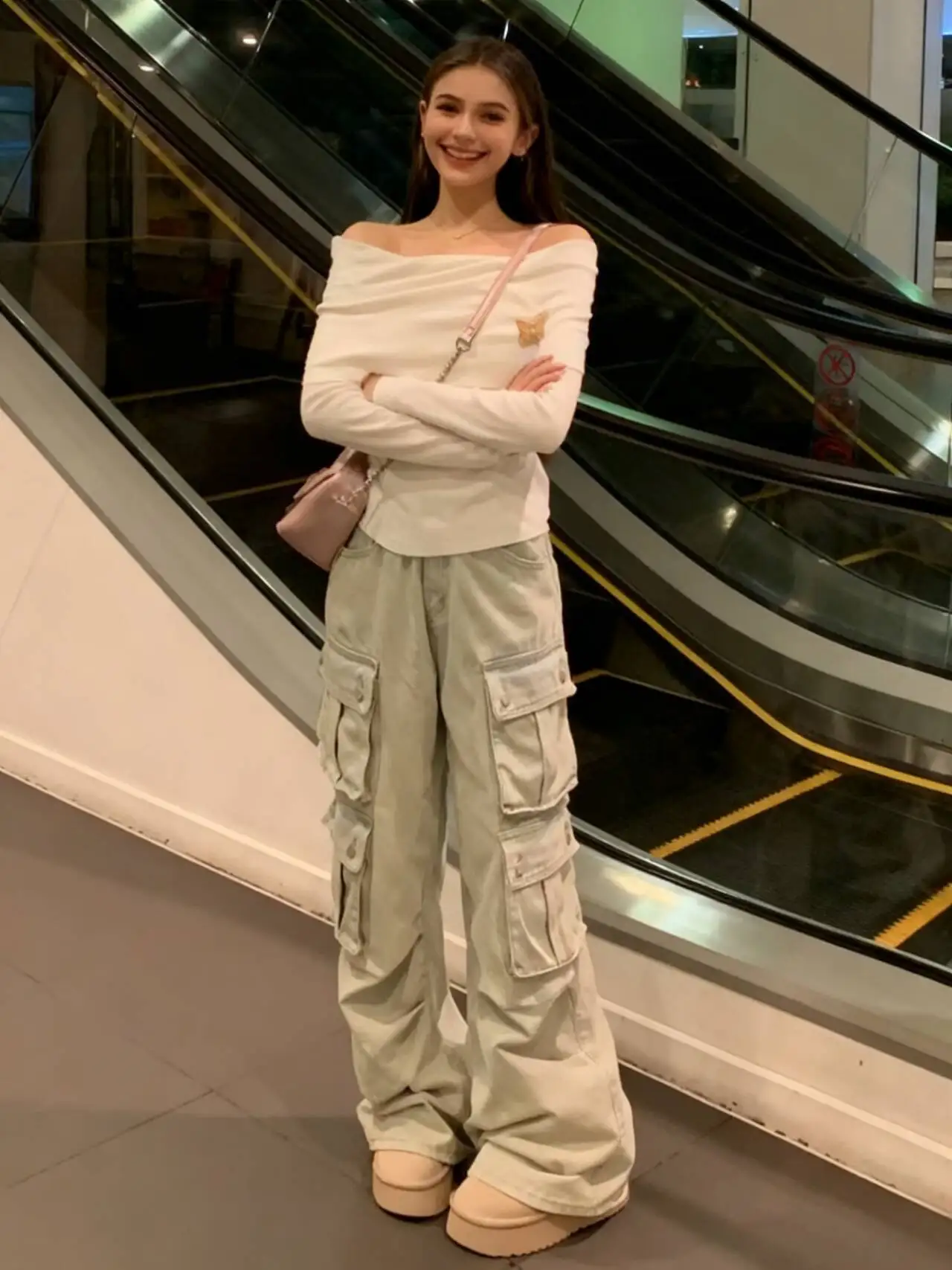 

Свитера Джемперы Пуловеры Женские вязаные топы Однобортный потертый подол Концерт Ежедневный фестиваль Рок Альтернативная группа Панк Гранж