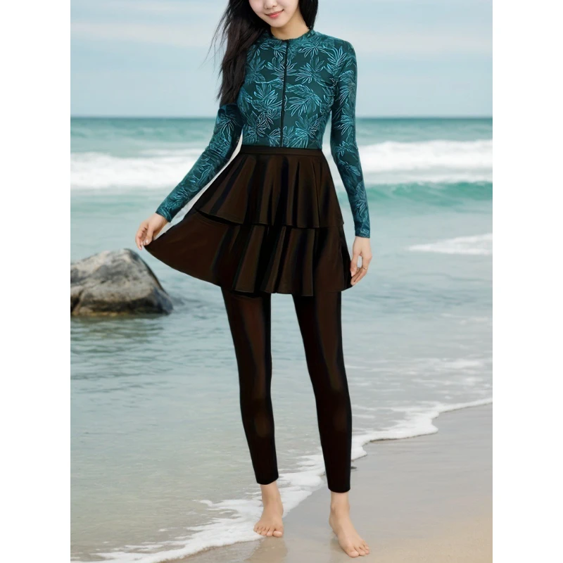 Modest Muslim Burkini 3‑Pcs Swimsuit Leaf Print Long Sleeve Front Zip Layered Skirt Pants Conservative Women Beach Bathing Suit