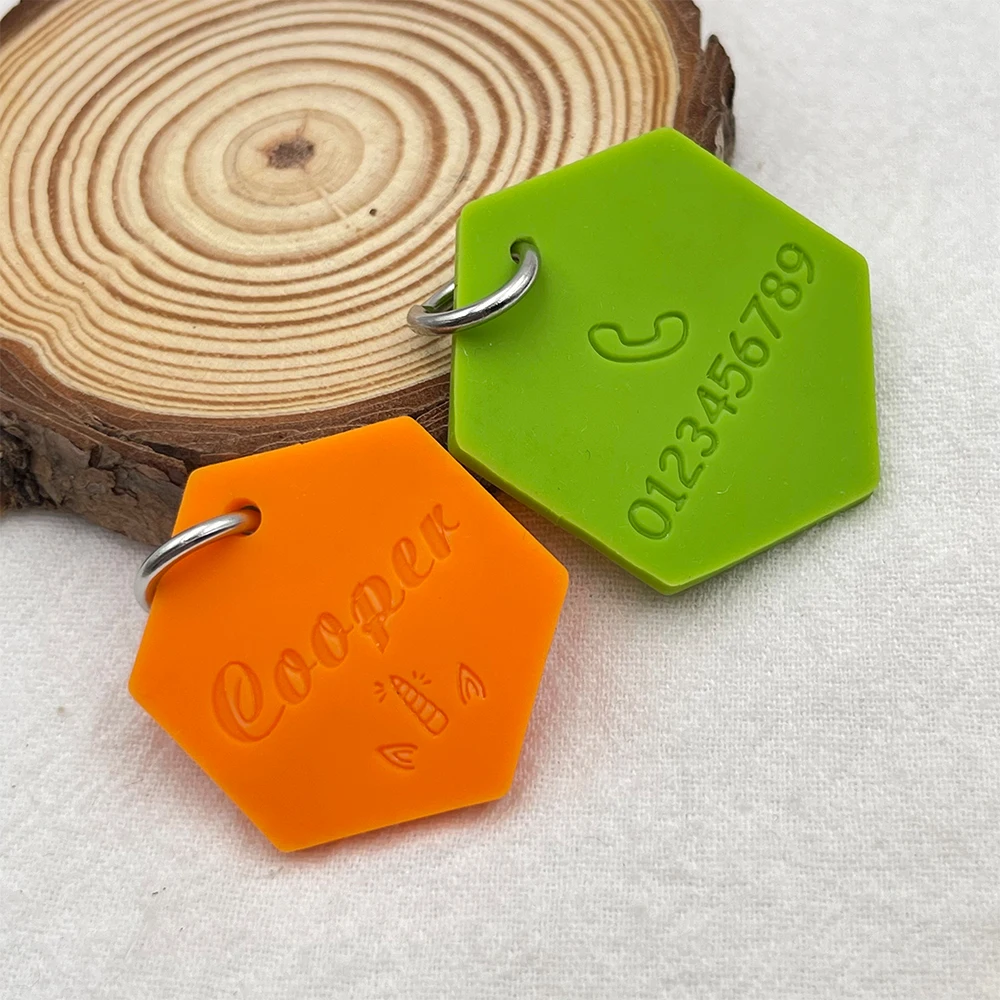 Hexagon Shaped Dogs Tags Silicone Pet Anti-lost ID Tag Dog Collar Tag Engraved Name Phone Number Custom Pendant Puppy Collars