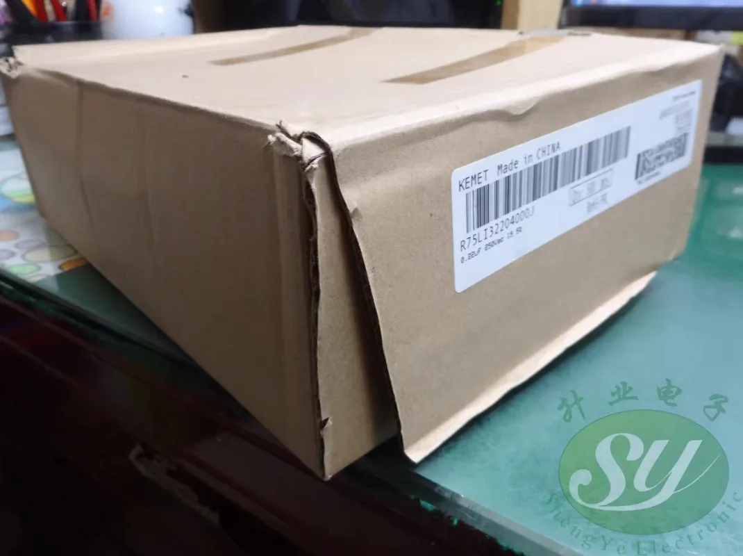 10PCS AV R75 0.22uf/250VAC 220nf u22 224 New film capacitor 15MM