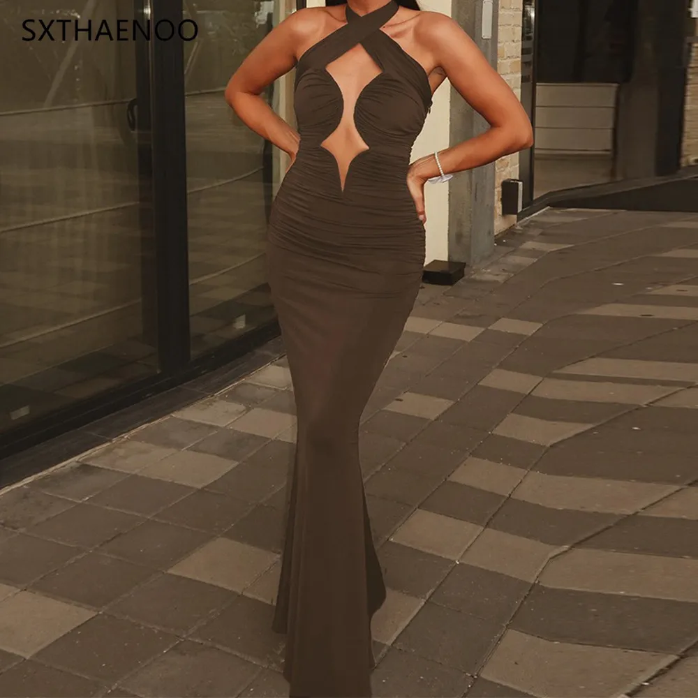 SXTHAENOO-vestido largo sexi con cuello Halter y pliegues recortados, vestido marrón sin mangas con espalda descubierta y fruncido, vestidos ceñidos para fiesta de noche