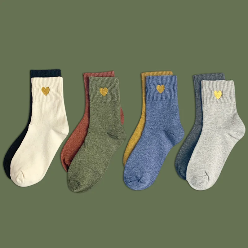 Spring and Autumn Love Embroidery Solid color cotton embroidered classic mid-tube socks 1 pair