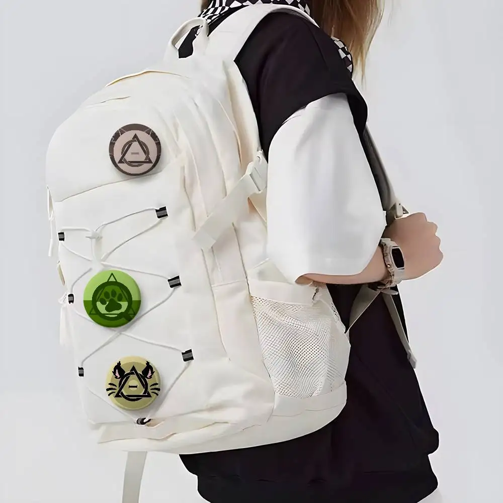 Therian Delta Logo شارات باردة مستديرة رائعة شارة دبابيس دبابيس الإبداعية للملابس قبعة ظهره هدية الملحقات