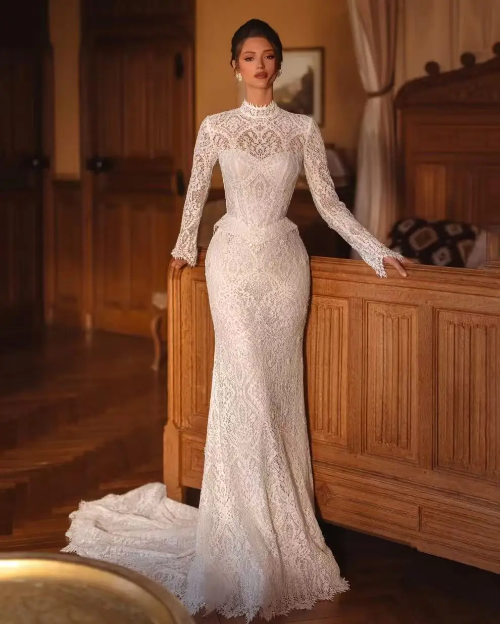 

Customized Lace Long Wedding Dress Modest High Collar Bridal Gown Graceful Mermaid Dresses For Bride