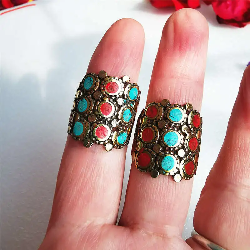 Nepal Vintage Jewelry Brass Inlay Colorful Stone Golden Finger Ring for Lady R028