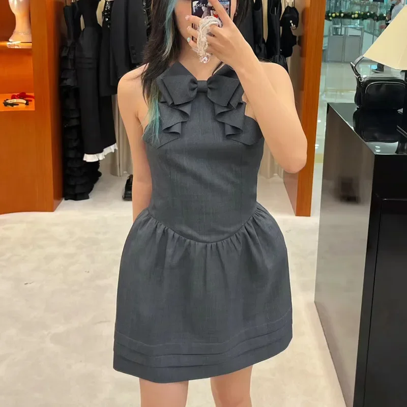 Halterjurk met 3D-boogversiering voor dames, hoge taille, grijze rugloze, sexy mouwloze, modieuze en trendy mini-jurk