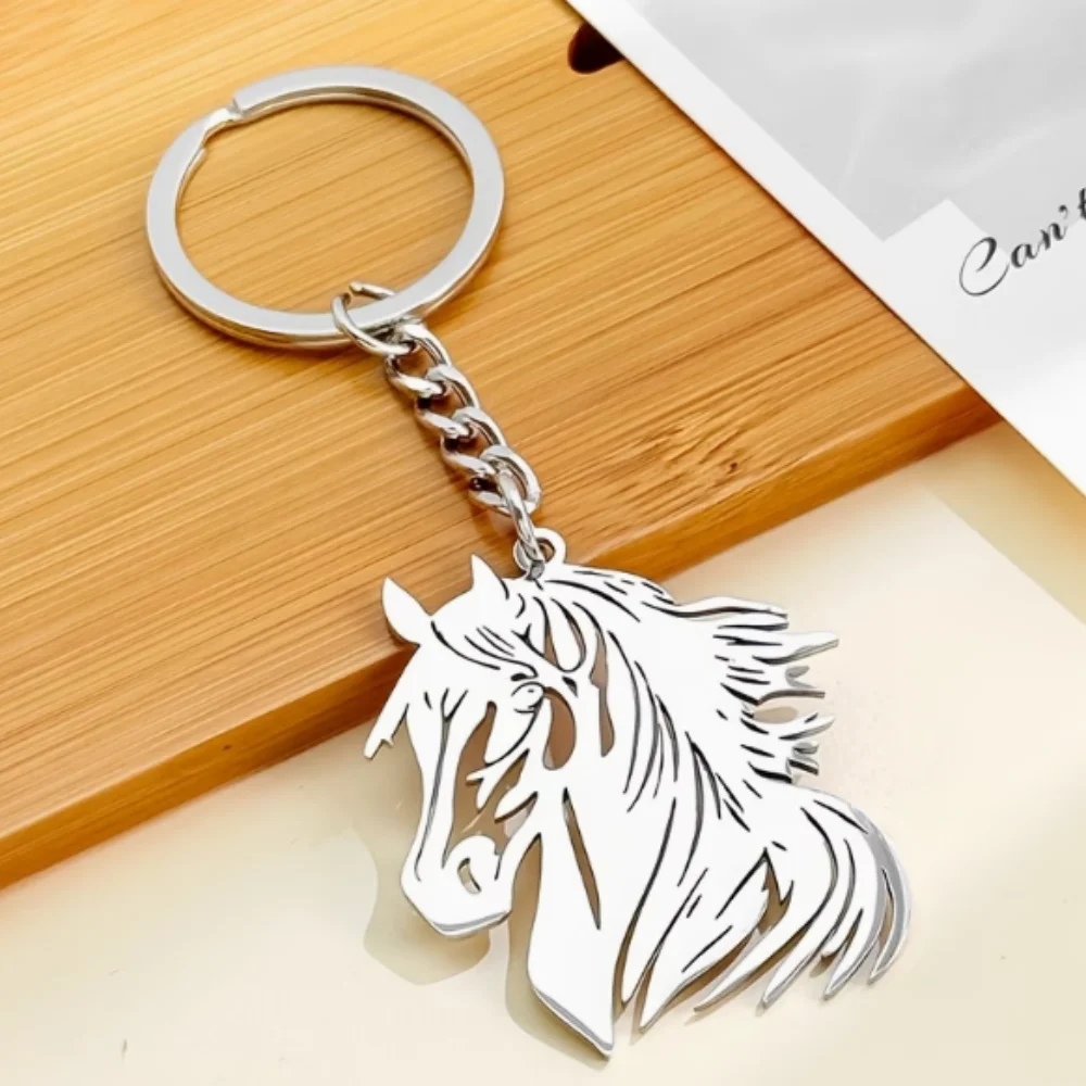 Hollow Horse Head Keychain Stainless Steel Animal Key Ring Western Pendant Bag Accessory Gift for Equestrian Fans