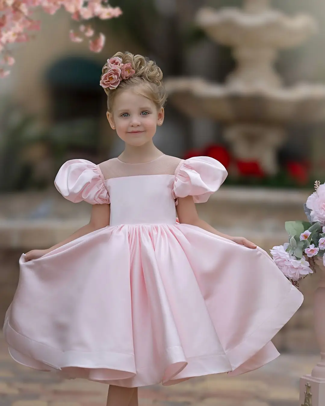 

Pink Satin Flower Girl Dress For Wedding Short Sleeves Sequins With Bow Puffy Princess Birthday First Communion Ball Gown