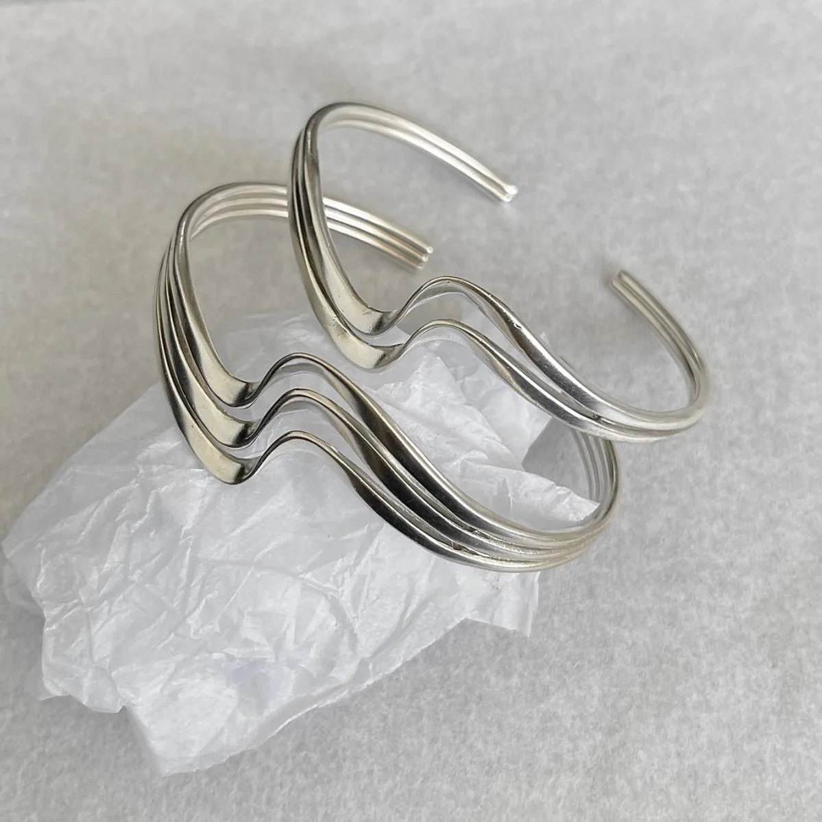 New 2024 Retro Personality Streamline Adjustable Silver Color Punk Bracelet Banquet Jewelry Accessories Gift