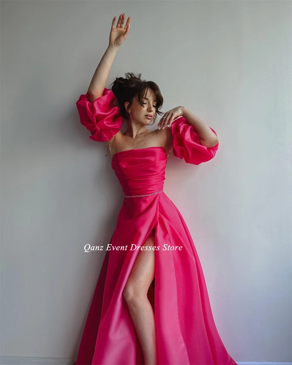 Qanz Hot Pink Organza Prom Dresses Modern Leg Slit Long A Line Strapless Puff Sleeves Vestidos Para Eventos Especiales 2023 New