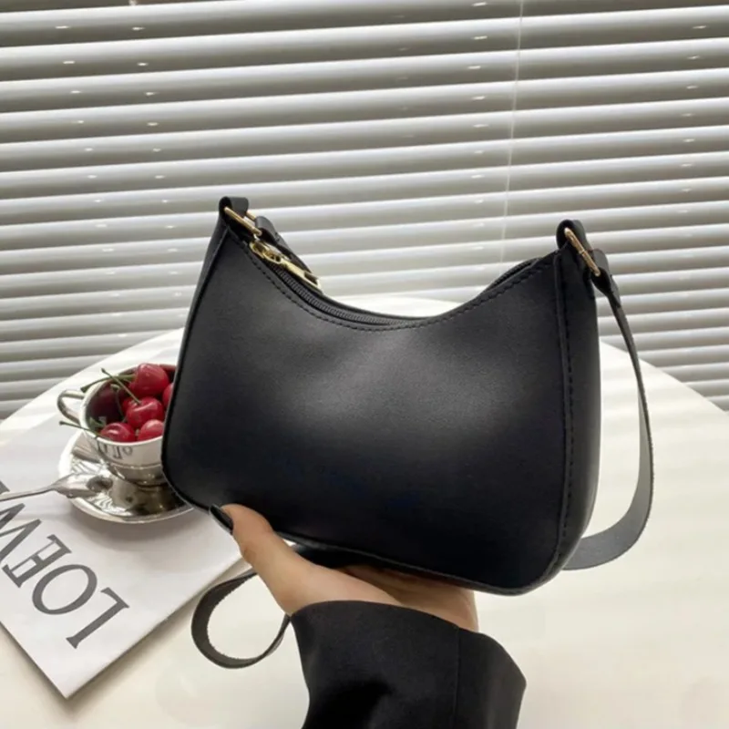 

Elegant Underarm Bag Handbags Retro Solid Color PU Leather Shoulder Casual Women Commuting Hobos Handbags