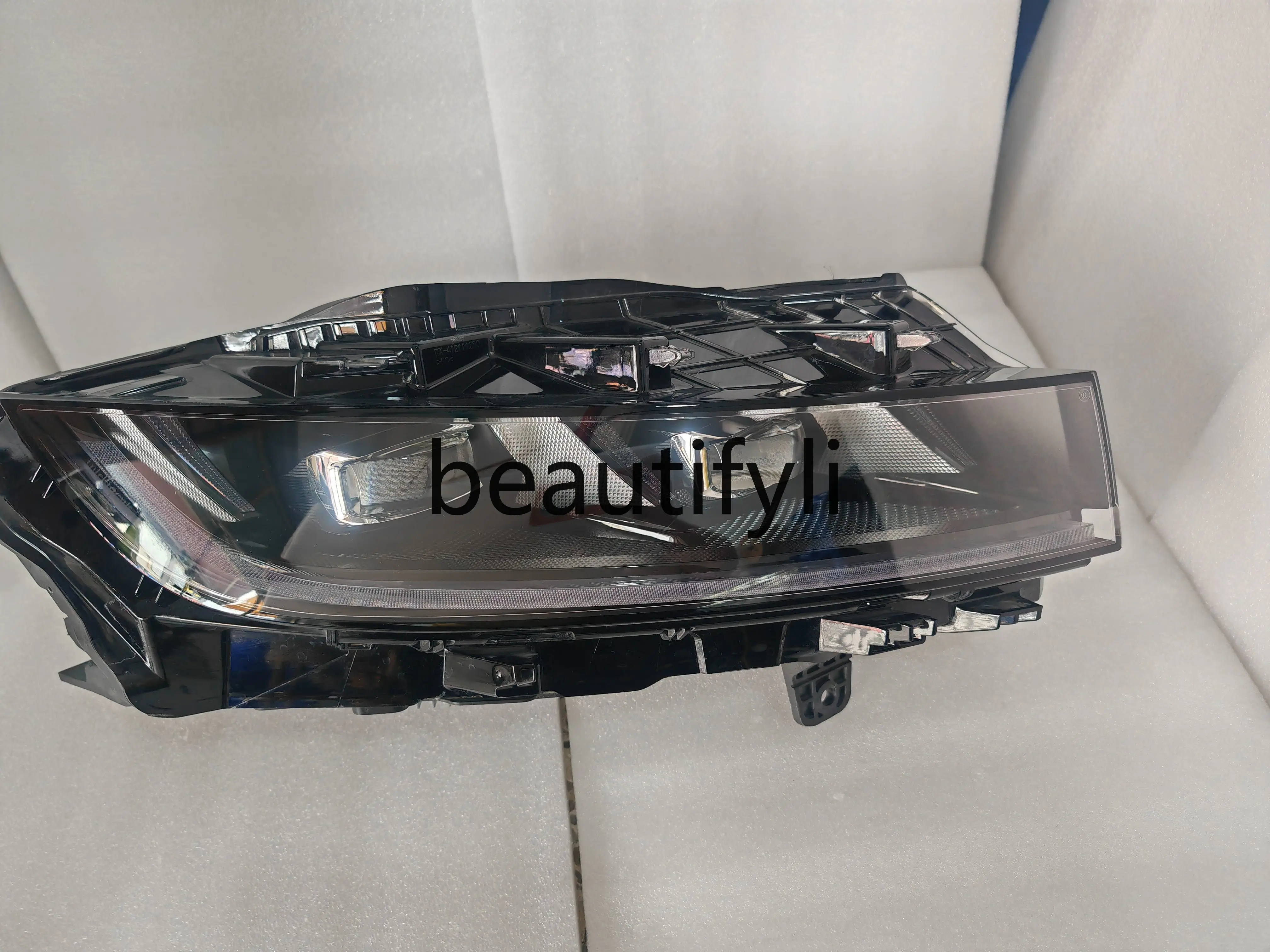 

Headlight assembly LED daytime running light