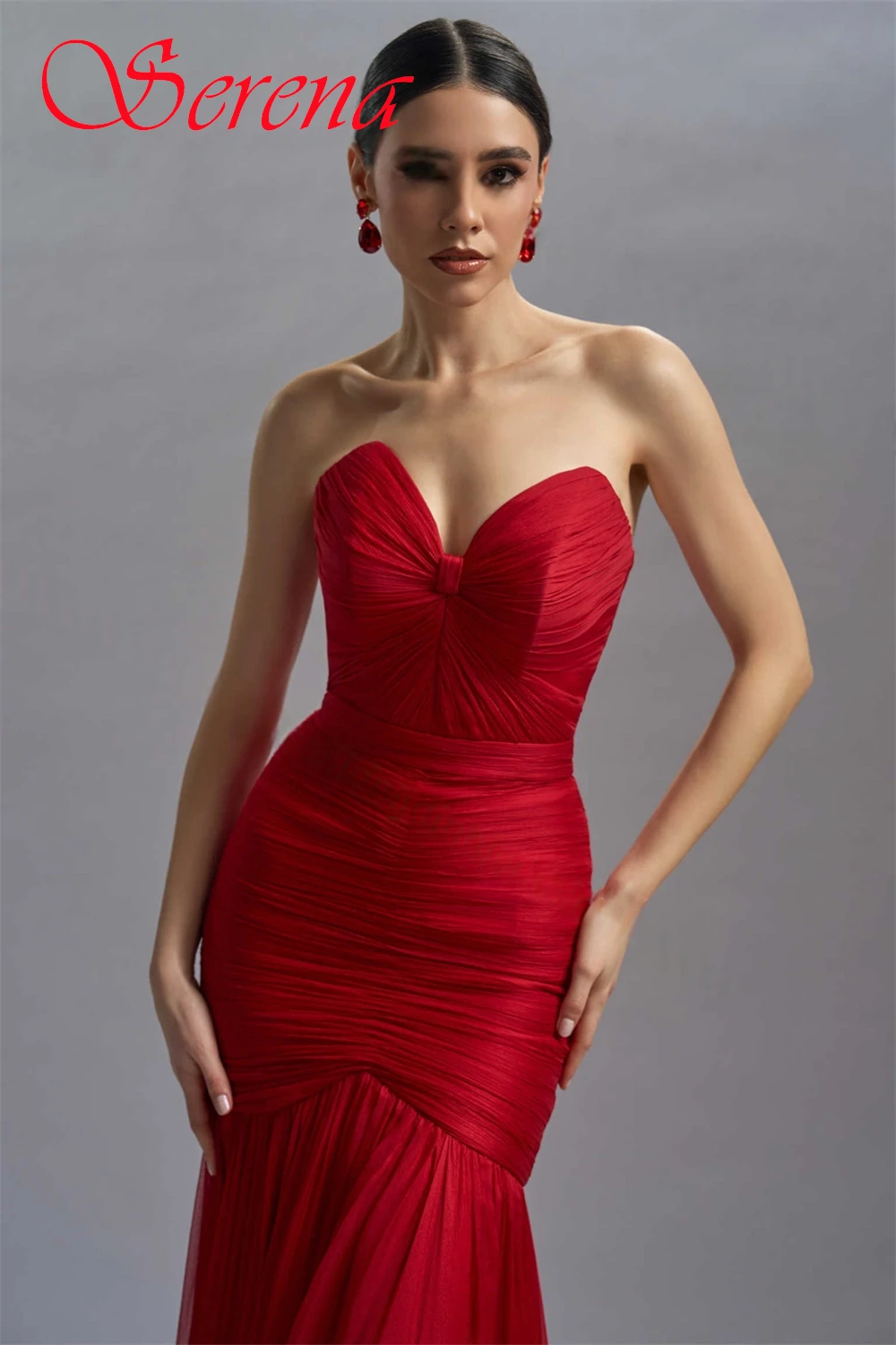 Vestido de noche de gasa rojo exquisito personalizado, vestido de fiesta sin mangas sin tirantes de alta calidad, vestido de fiesta clásico con cremallera en la espalda