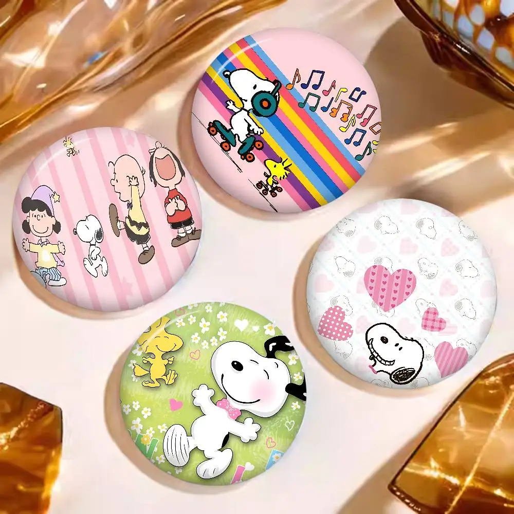 Cute Dog S-Snoopy Photo Brooches Creative Round Badge Gifts Pins 32/44/58mm