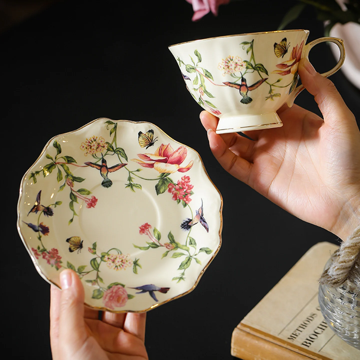 

Western style early spring flower and bird coffee cups, plates, retro gold patterned home ceramic cups, afternoon tea mugs